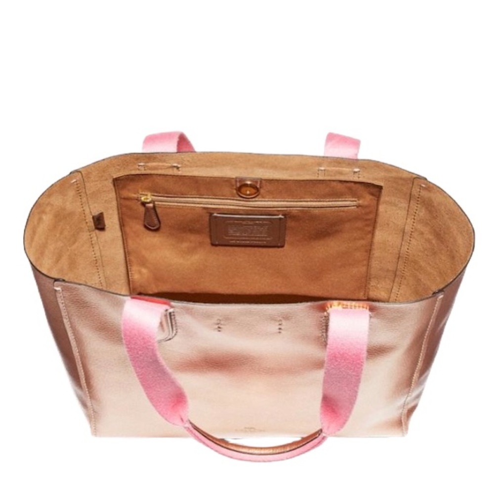 ❌SOLD ELSEWHERE ❌ Coach Rose Leather Derby - Picture 6 of 8